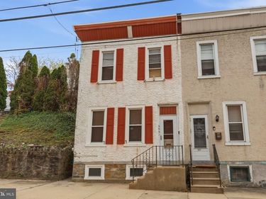 353 HERMITAGE STREET, PHILADELPHIA, PA 19128