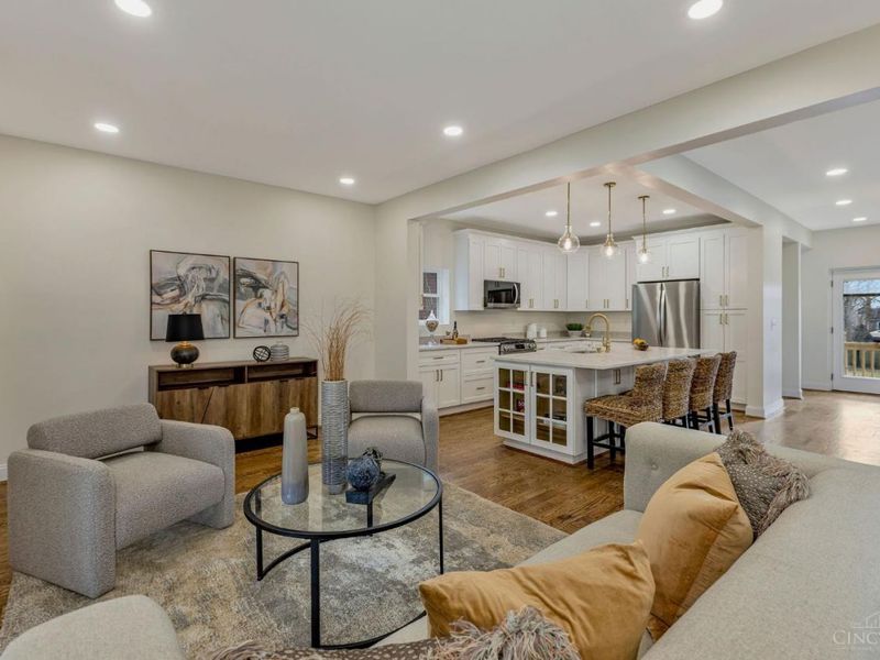 25 Euclid Avenue, Wyoming, OH 45215 Photo 6