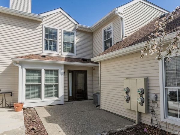 9 Olde Wagon Road , Warwick, NY 10990