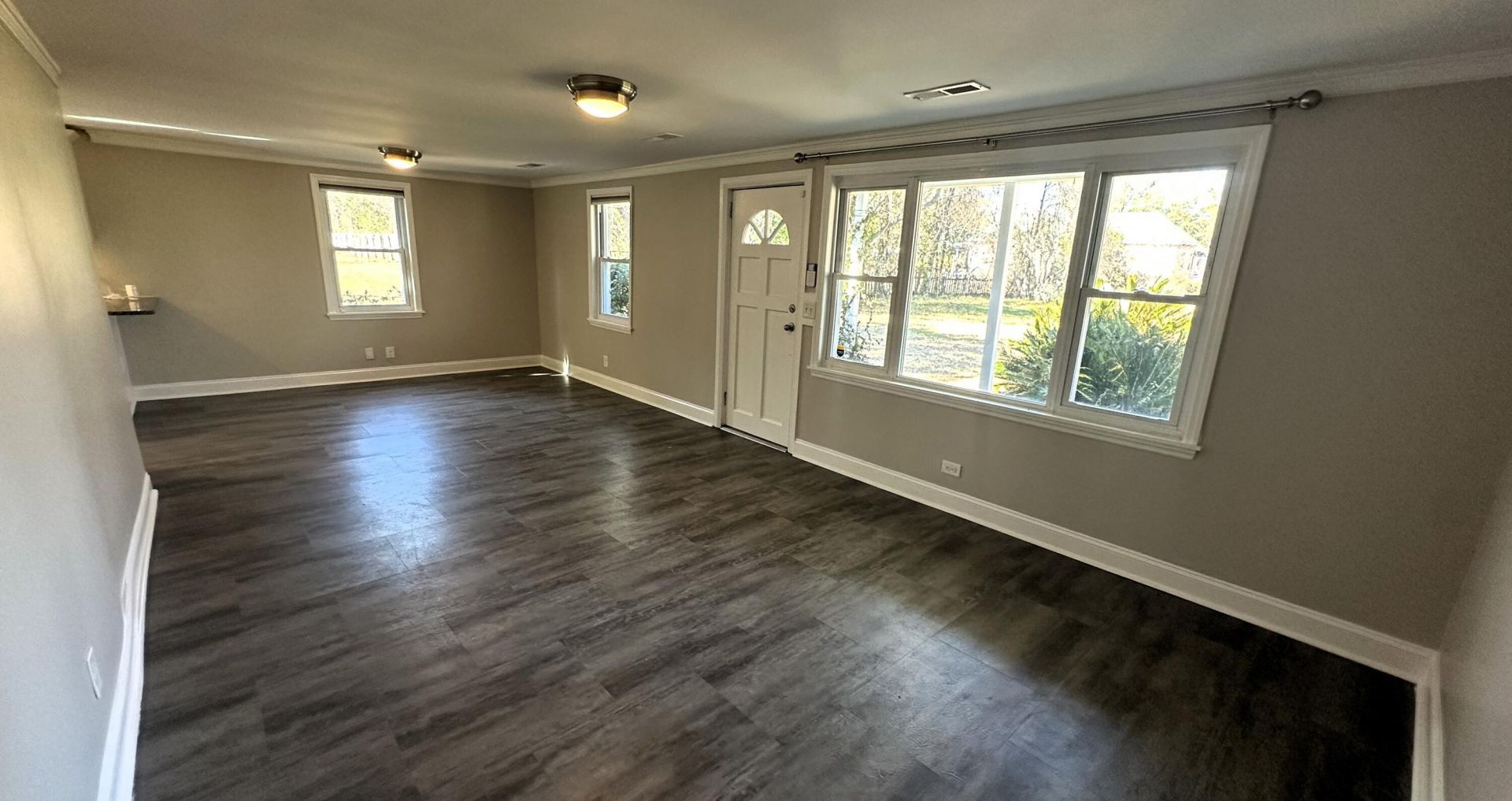 775 Riverland Drive Photo 5