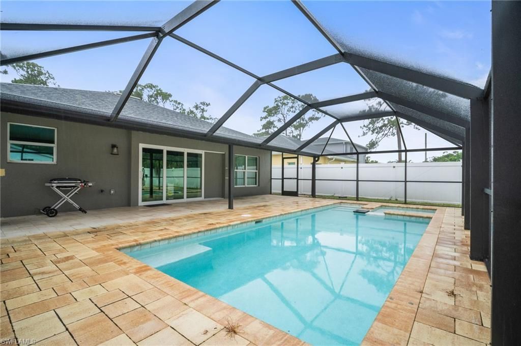 10091 Georgia St, Bonita Springs, FL 34135 Photo