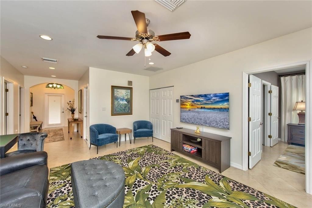 10091 Georgia St, Bonita Springs, FL 34135 Photo