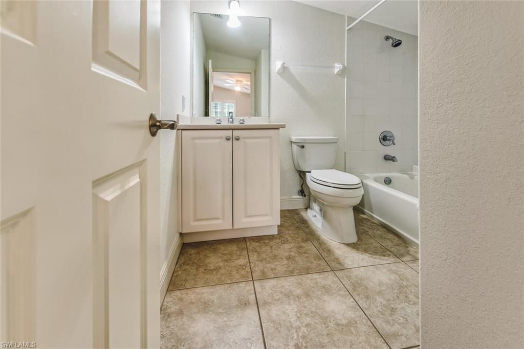 3555 Avion Woods Ct, Unit 503, Naples, FL 34104 Photo