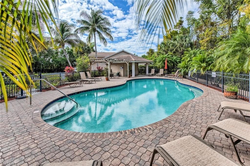 3555 Avion Woods Ct, Unit 503, Naples, FL 34104 Photo