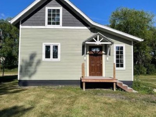 122 PROSPECT Avenue N, Park River, ND 58270