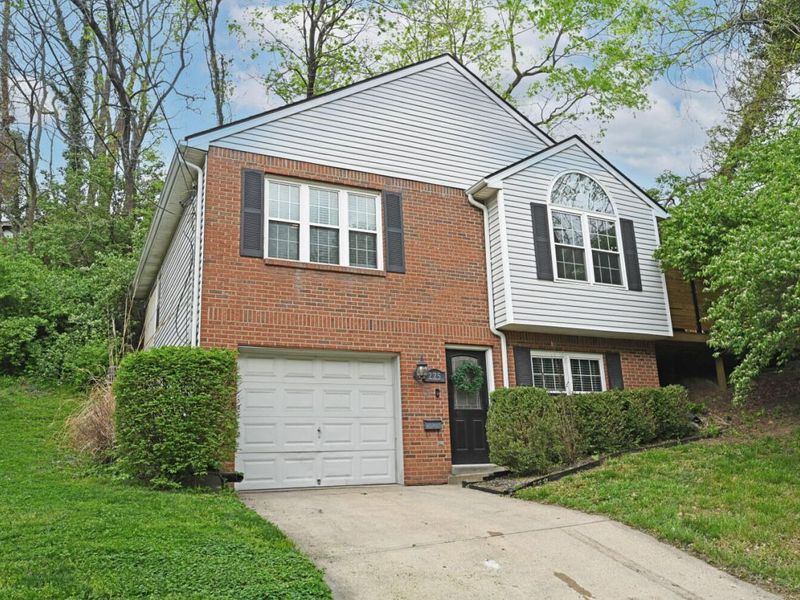 225 Memorial Parkway, Bellevue, KY 41073 Photo 2