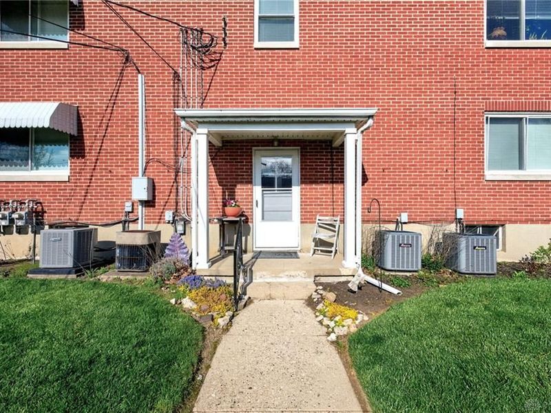 2110 Far Hills, Oakwood, OH 45419 Photo 26