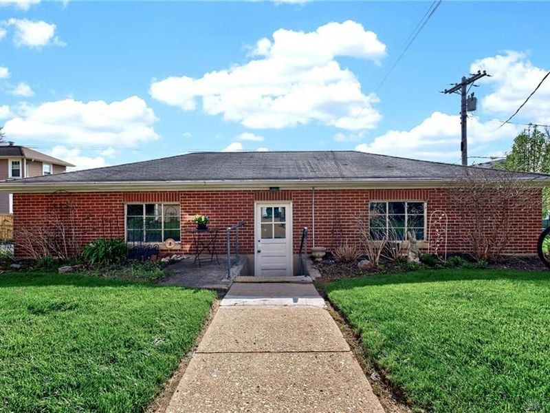 2110 Far Hills, Oakwood, OH 45419 Photo 31