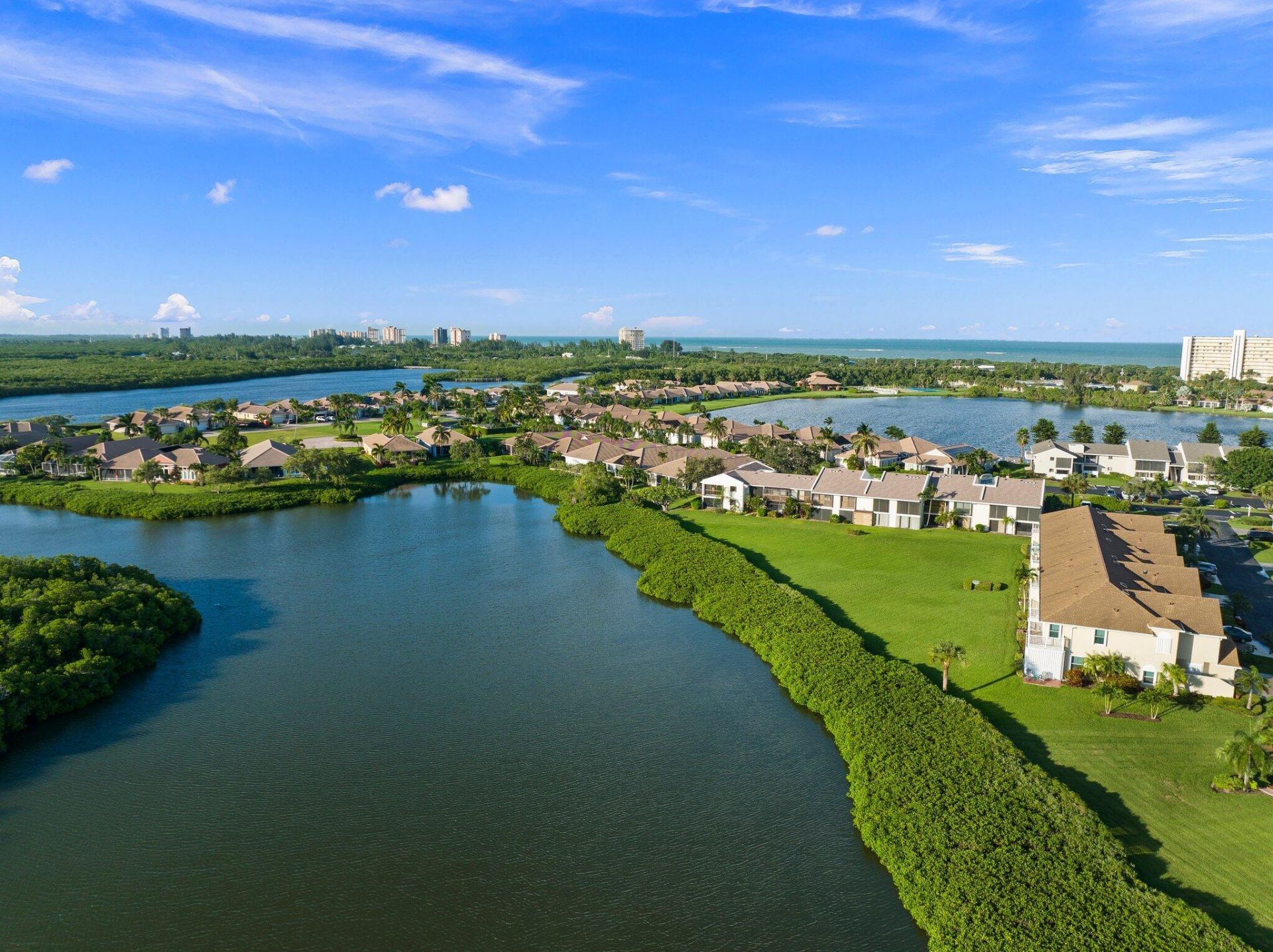 3225 S Lakeview Circle, Unit 22-202, Fort Pierce, FL 34949 Photo