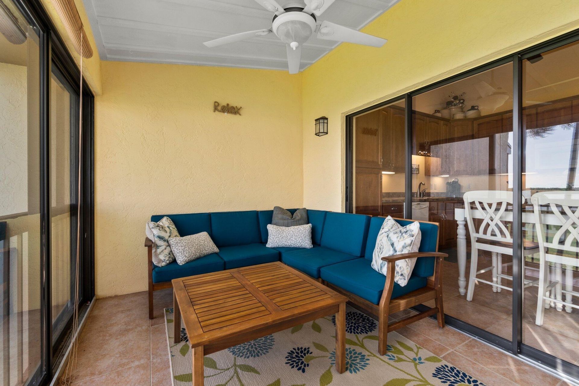 3225 S Lakeview Circle, Unit 22-202, Fort Pierce, FL 34949 Photo