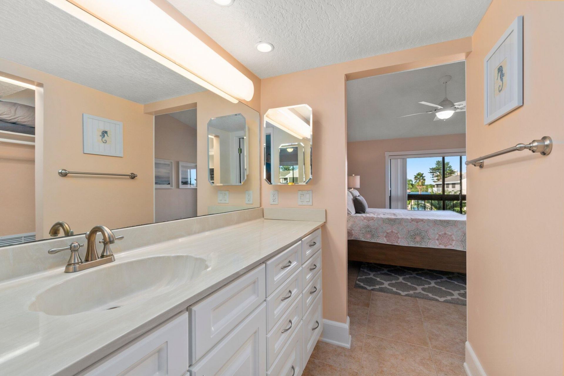 3225 S Lakeview Circle, Unit 22-202, Fort Pierce, FL 34949 Photo