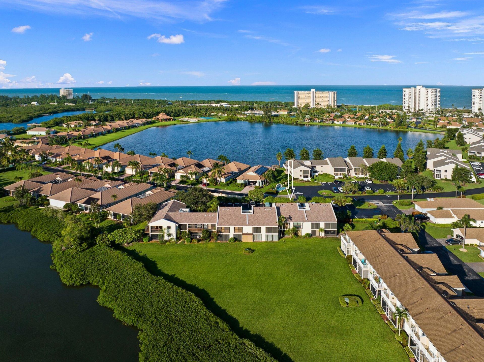 3225 S Lakeview Circle, Unit 22-202, Fort Pierce, FL 34949 Photo