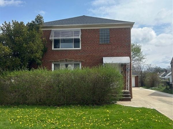 6125 W 54th Street , Parma, OH 44129