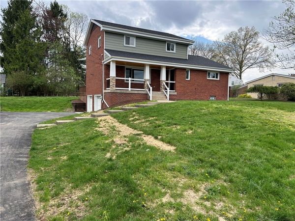 3560 Meadow Gate Dr, Murrysville, PA 15668