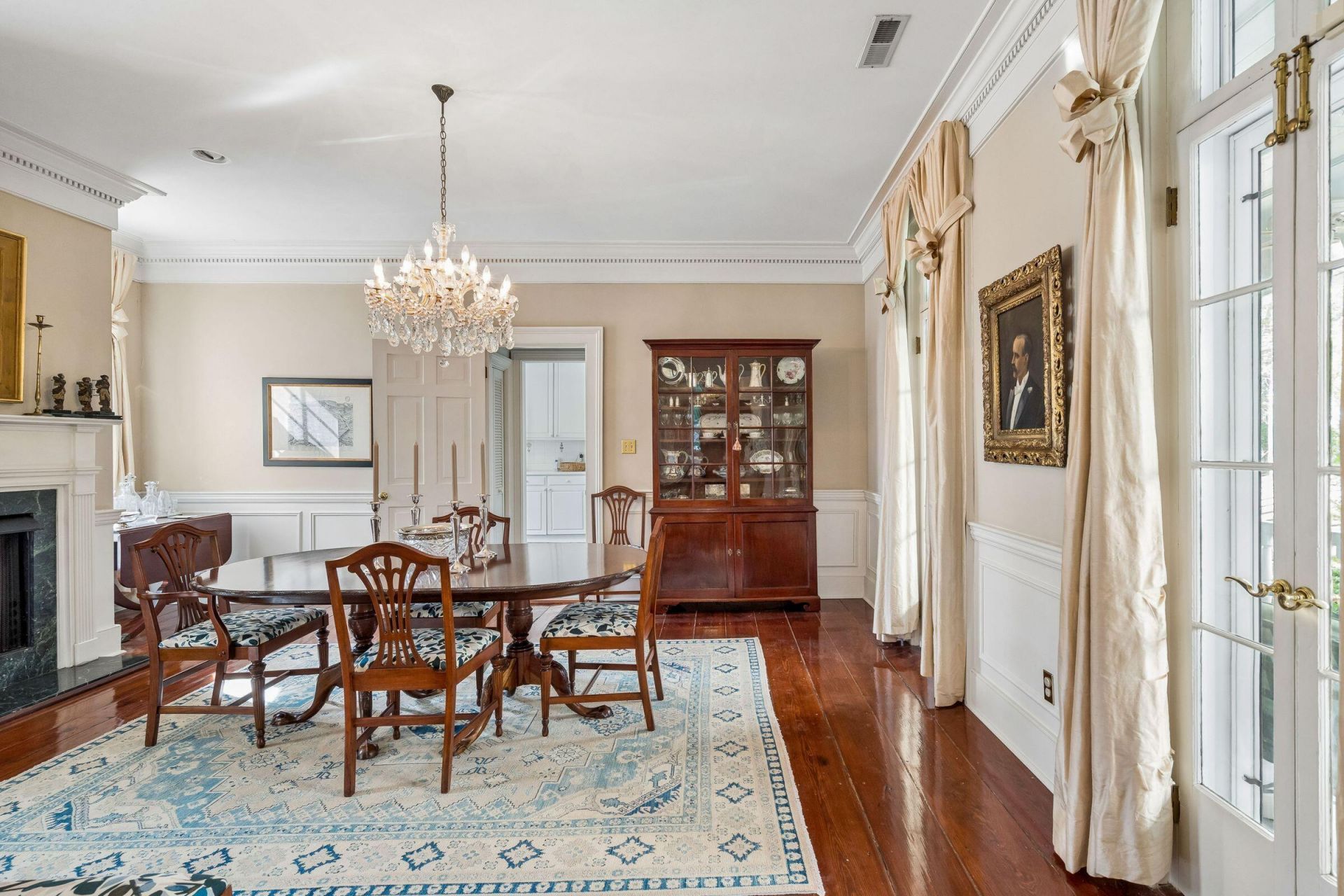 3 Lamboll Street Photo 30