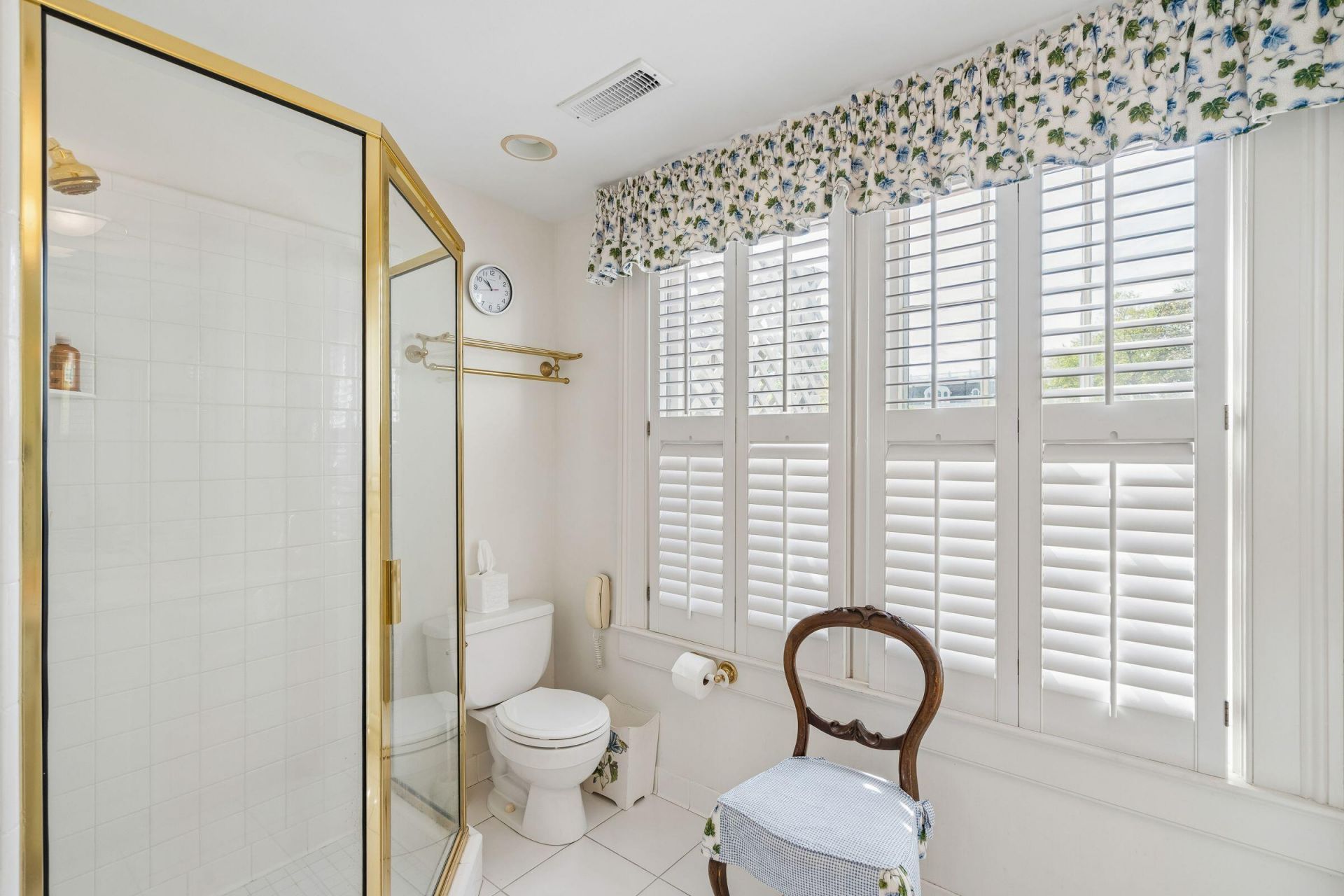 3 Lamboll Street Photo 45