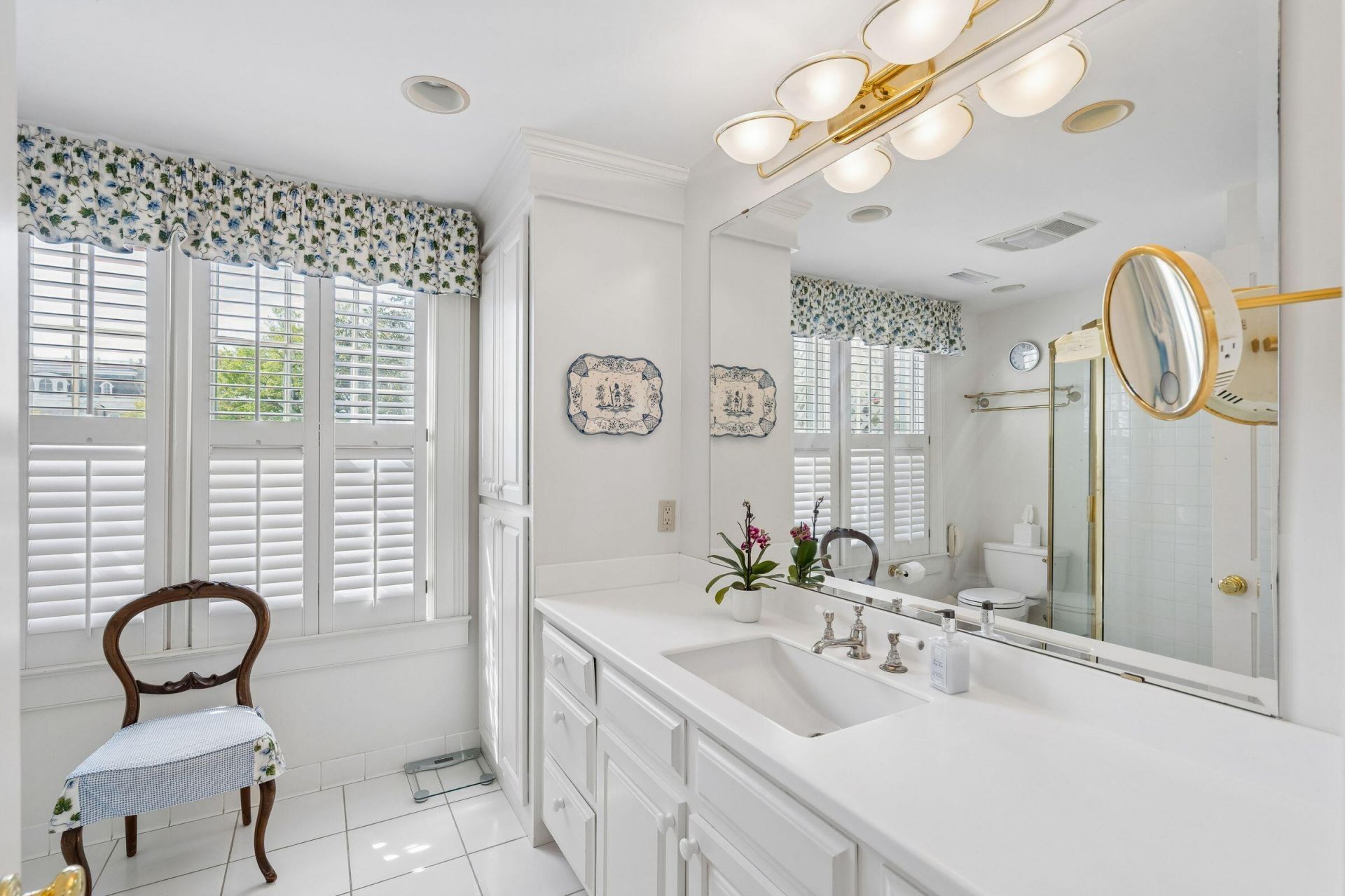 3 Lamboll Street Photo 46