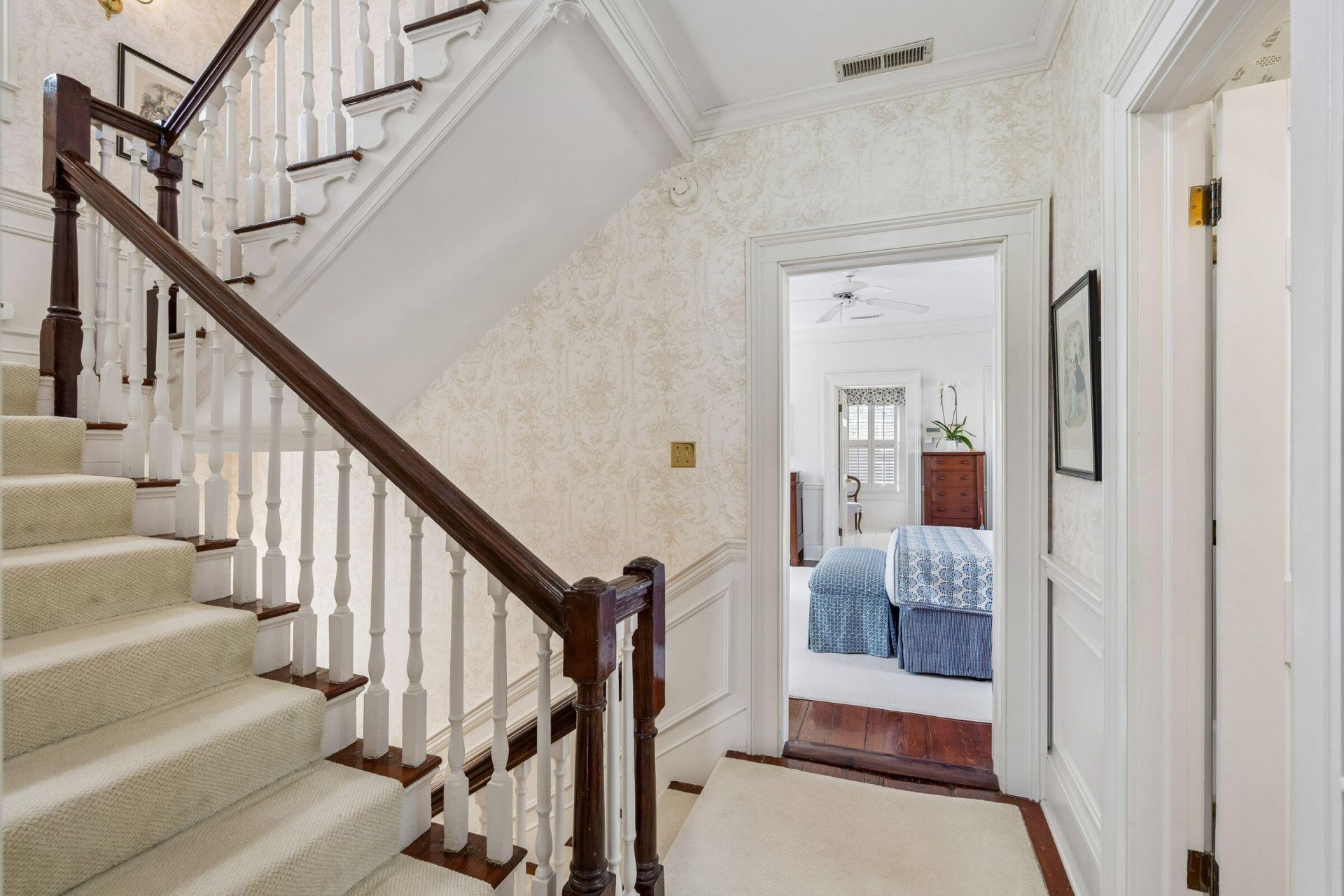 3 Lamboll Street Photo 47