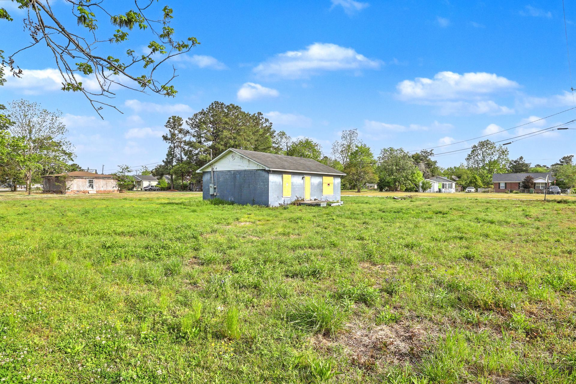 530 S Church Street Photo 11