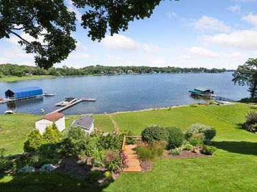 3590 Tuxedo Road, Minnetrista, MN 55364