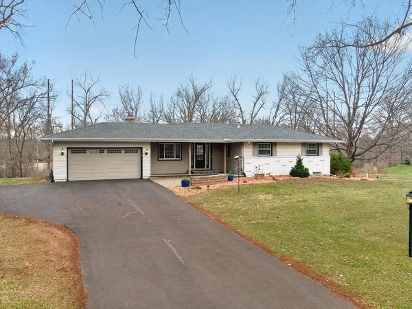 16030 9th Avenue N, Plymouth, MN 55447