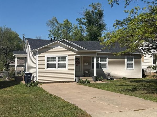 4 E Pulaski Street, Shawnee, OK 74804