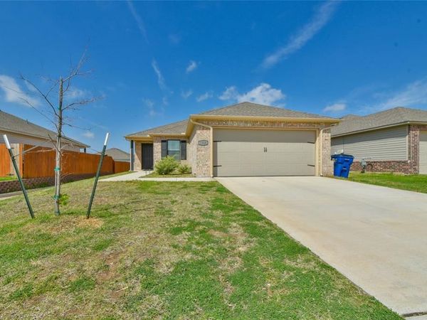 1316 Chuck Wagon Drive, El Reno, OK 73036