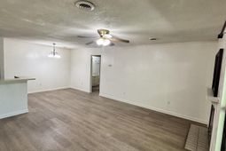 1211 Metze Road photo 4