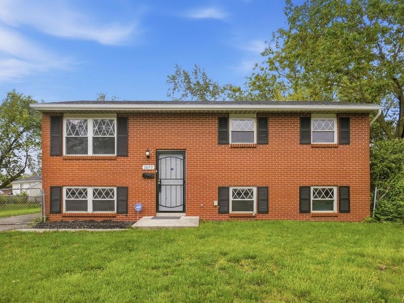 2670 Diane Place, Columbus, OH 43207 Photo 1