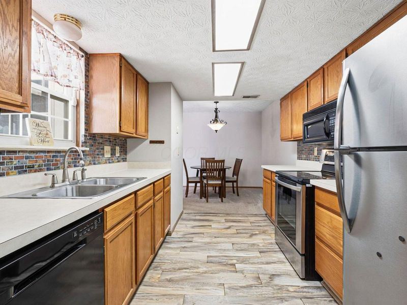 5574 Parkshire Drive, Columbus, OH 43229 Photo 13