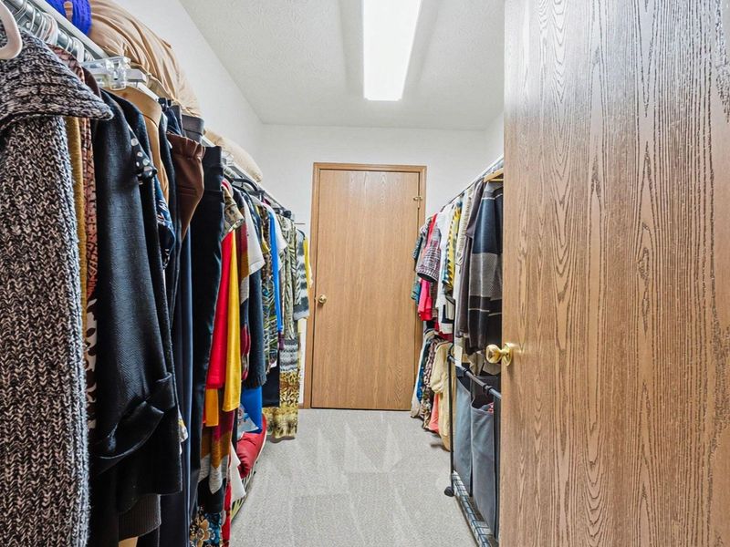 5574 Parkshire Drive, Columbus, OH 43229 Photo 20