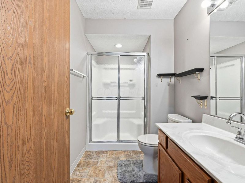 5574 Parkshire Drive, Columbus, OH 43229 Photo 21