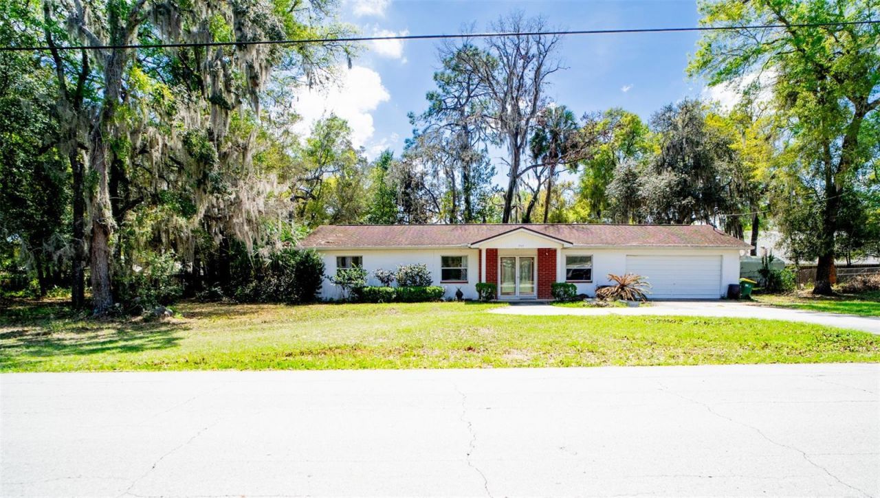 707 Howard Street, Inverness, FL 34453 Photo