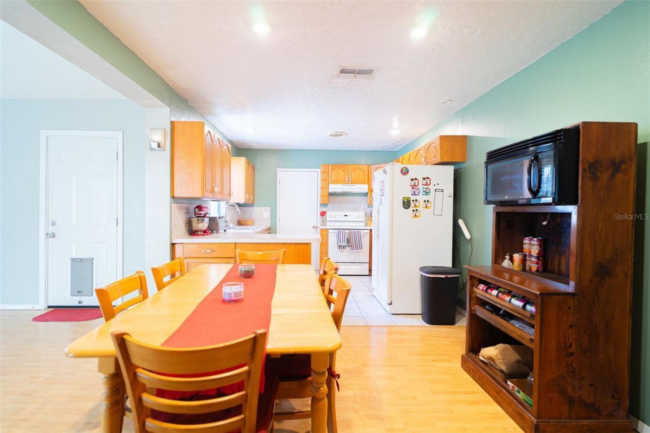 707 Howard Street, Inverness, FL 34453 Photo