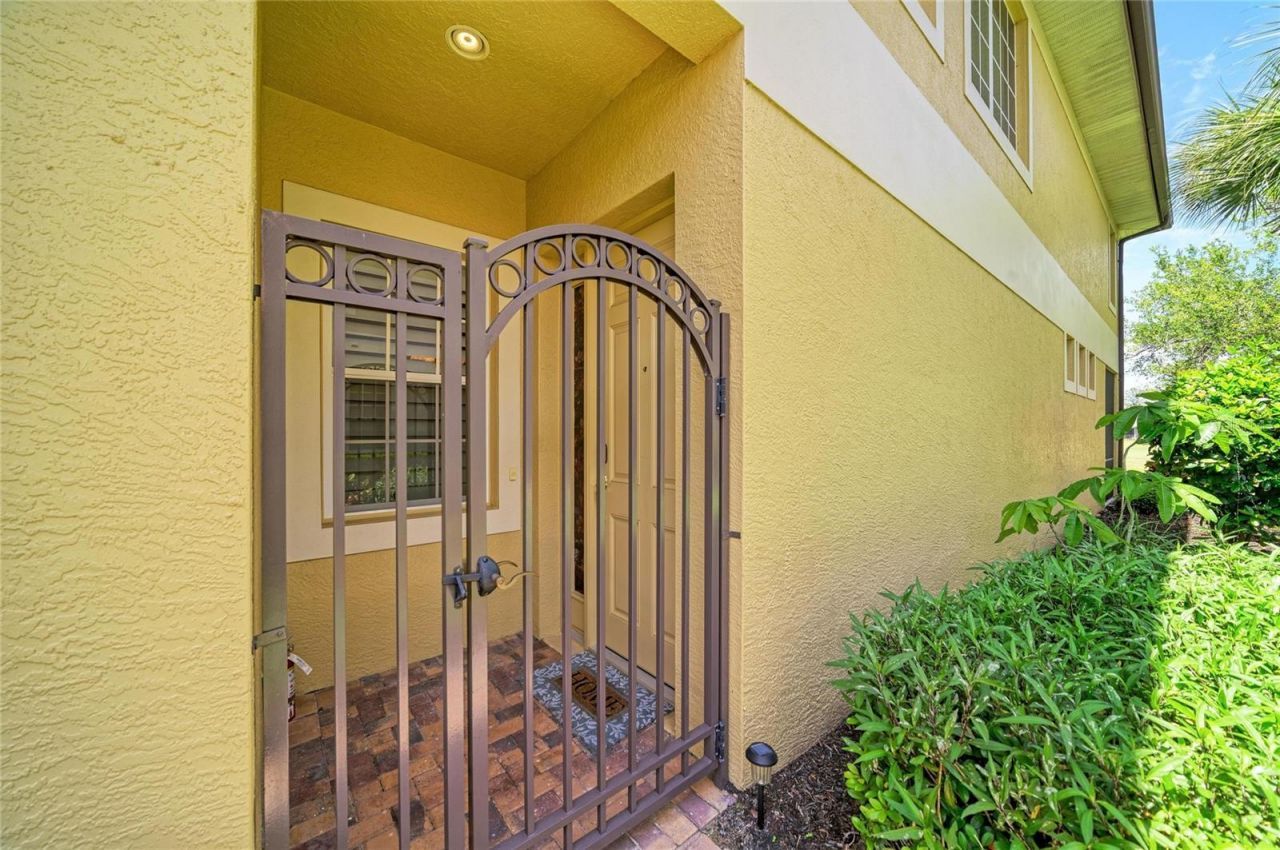 8432 Miramar Way, Lakewood Ranch, FL 34202 Photo