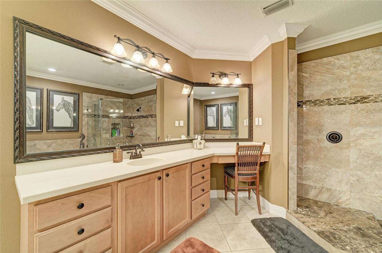 8432 Miramar Way, Lakewood Ranch, FL 34202 Photo