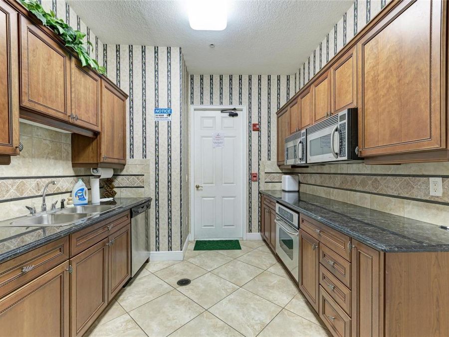 Property Image 80