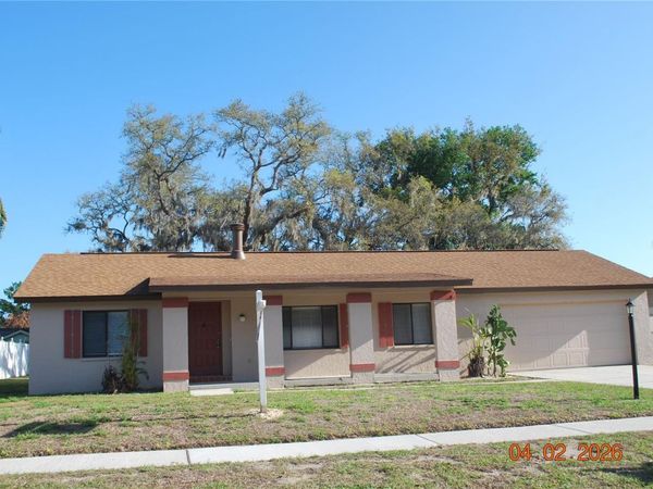 3521 YALE CIRCLE , RIVERVIEW, FL 33578