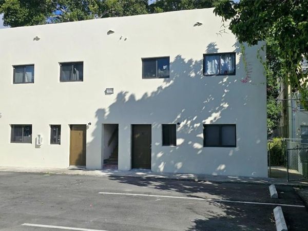 1037 SW 4th St , Unit 4, Miami, FL 33130