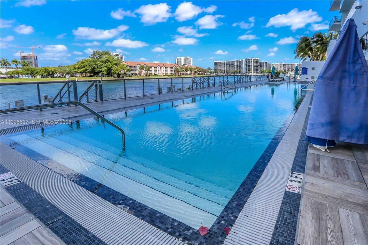 4010 S Ocean Dr, Unit T4004, Hollywood, FL 33019 Photo