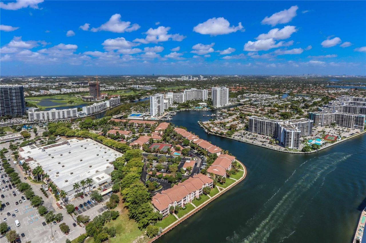 4010 S Ocean Dr, Unit T4004, Hollywood, FL 33019 Photo