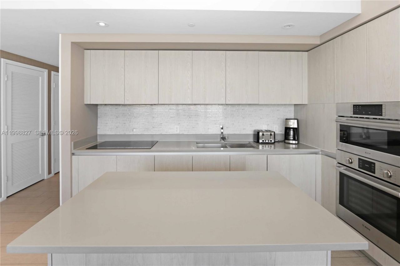 4010 S Ocean Dr, Unit T4004, Hollywood, FL 33019 Photo