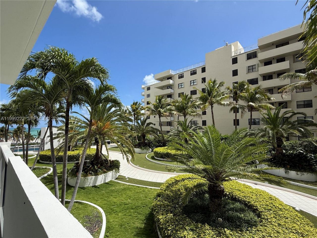 100 Lincoln Rd, Unit 430, Miami Beach, FL 33139 Photo