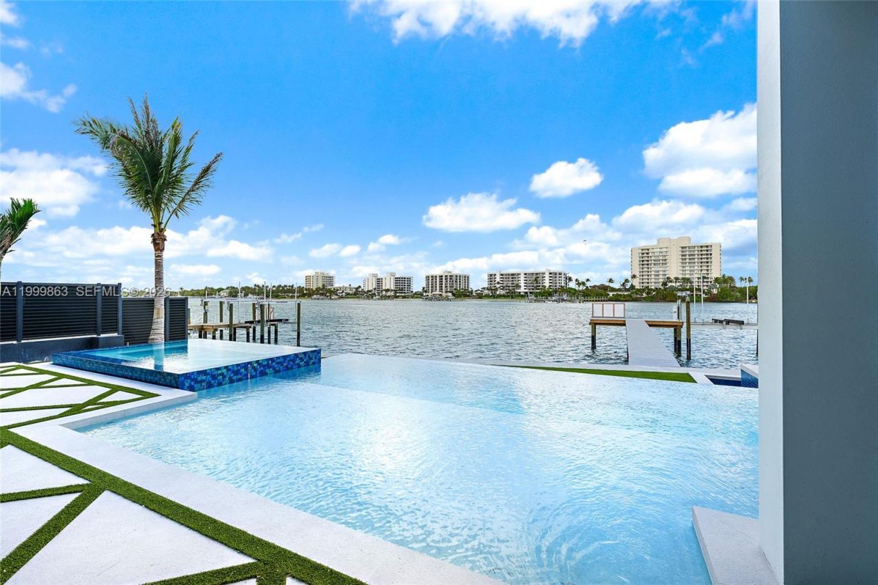 19709 Harbor Rd, Jupiter, FL 33469 Photo