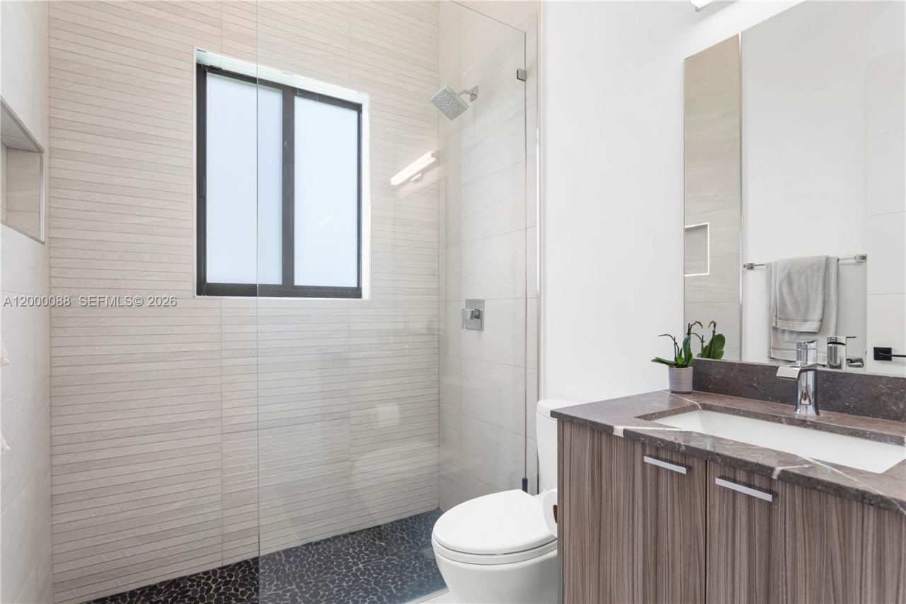 10251 SW 136th St, Miami, FL 33176 Photo