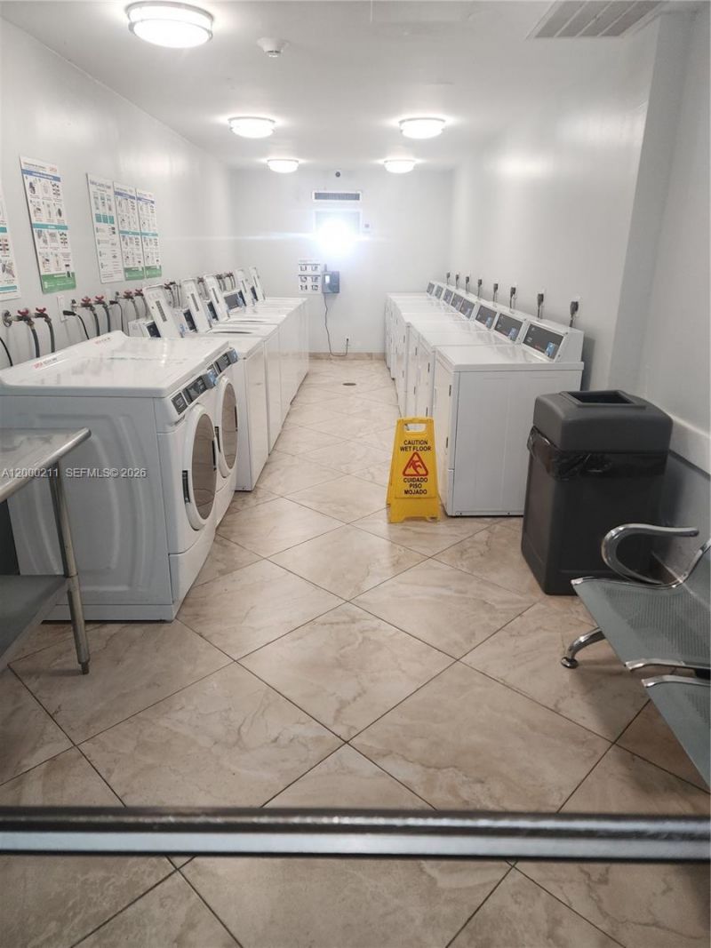 4222 Inverrary Blvd, Unit 4215, Lauderhill, FL 33319 Photo