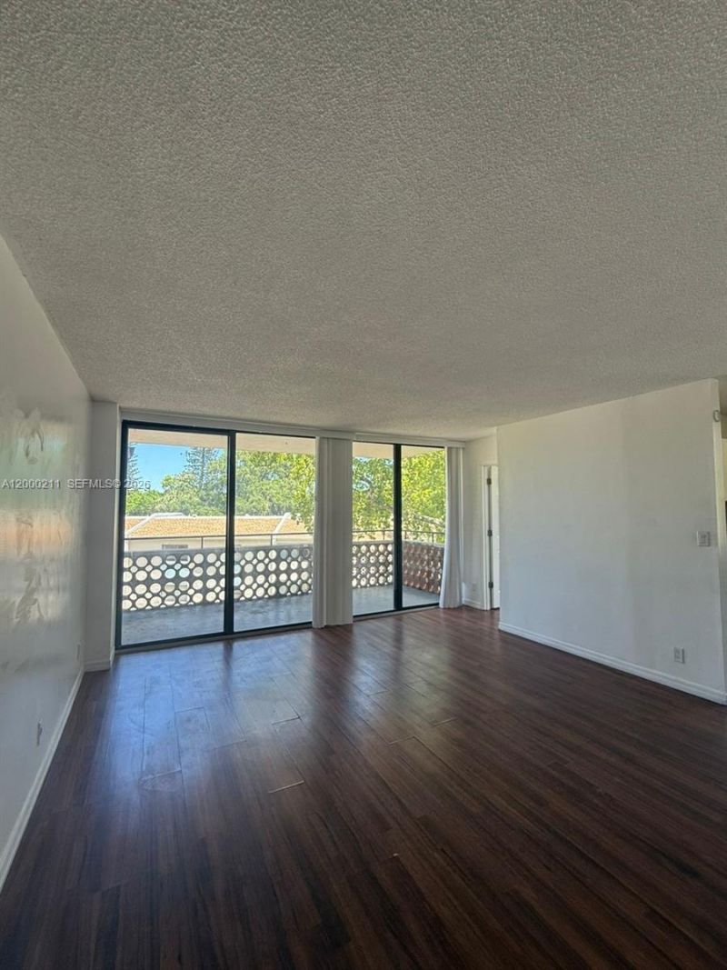 4222 Inverrary Blvd, Unit 4215, Lauderhill, FL 33319 Photo