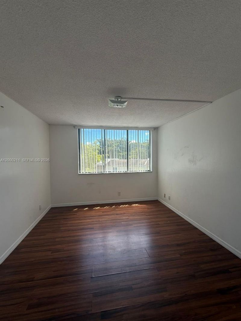 4222 Inverrary Blvd, Unit 4215, Lauderhill, FL 33319 Photo