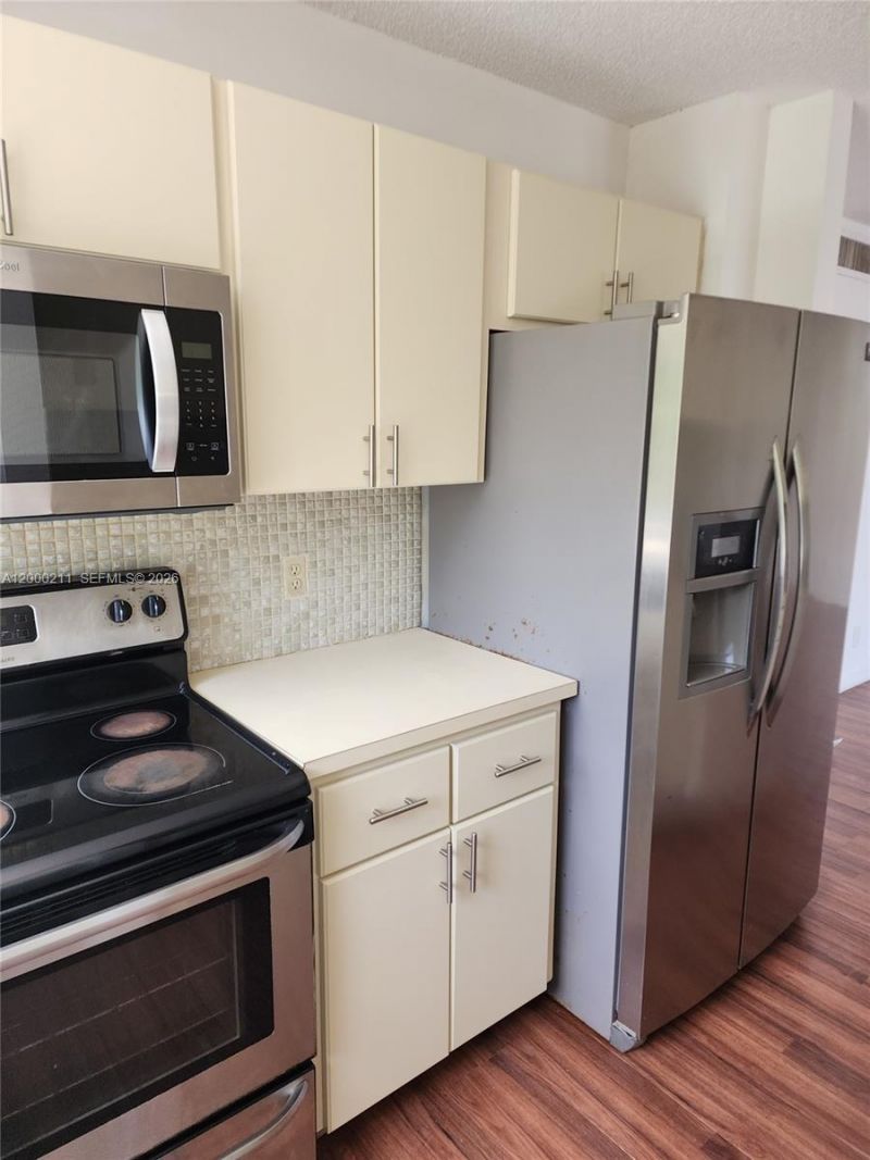 4222 Inverrary Blvd, Unit 4215, Lauderhill, FL 33319 Photo