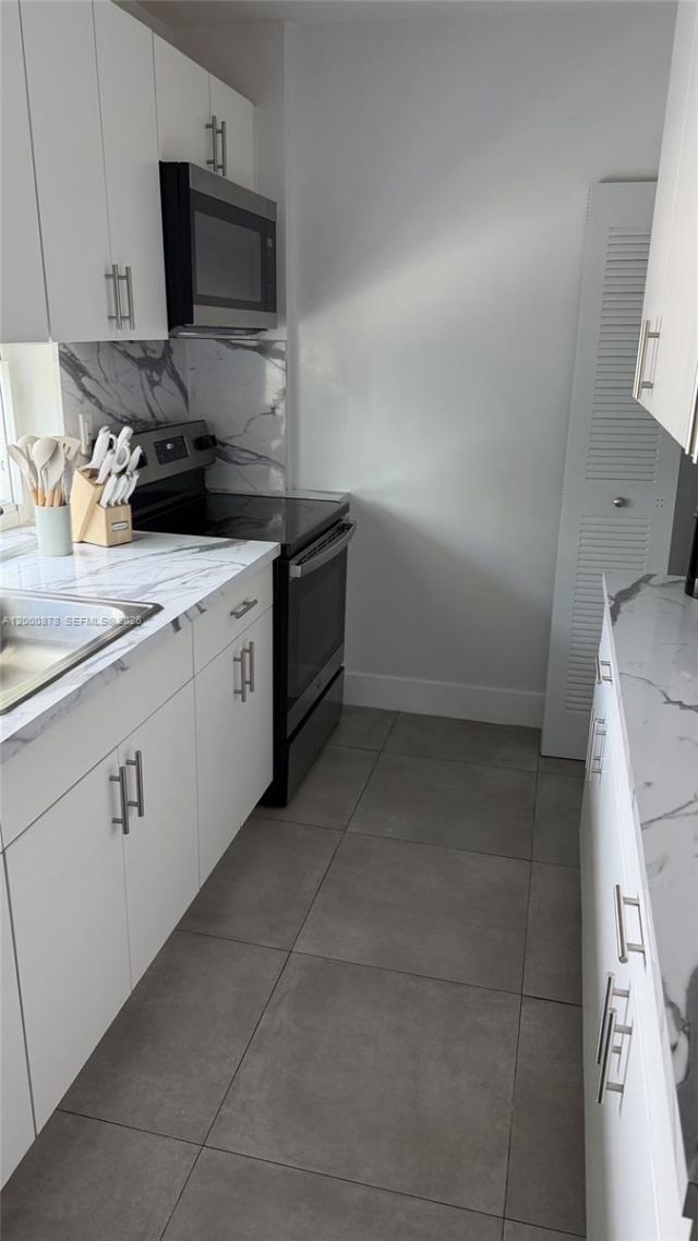 645 Palmetto Dr, Unit 12, Miami Springs, FL 33166 Photo